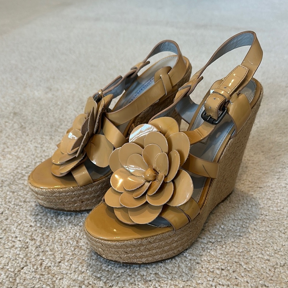 Vera Wang Lavendar Women's Tan Wedge Sandals with Floral Accent